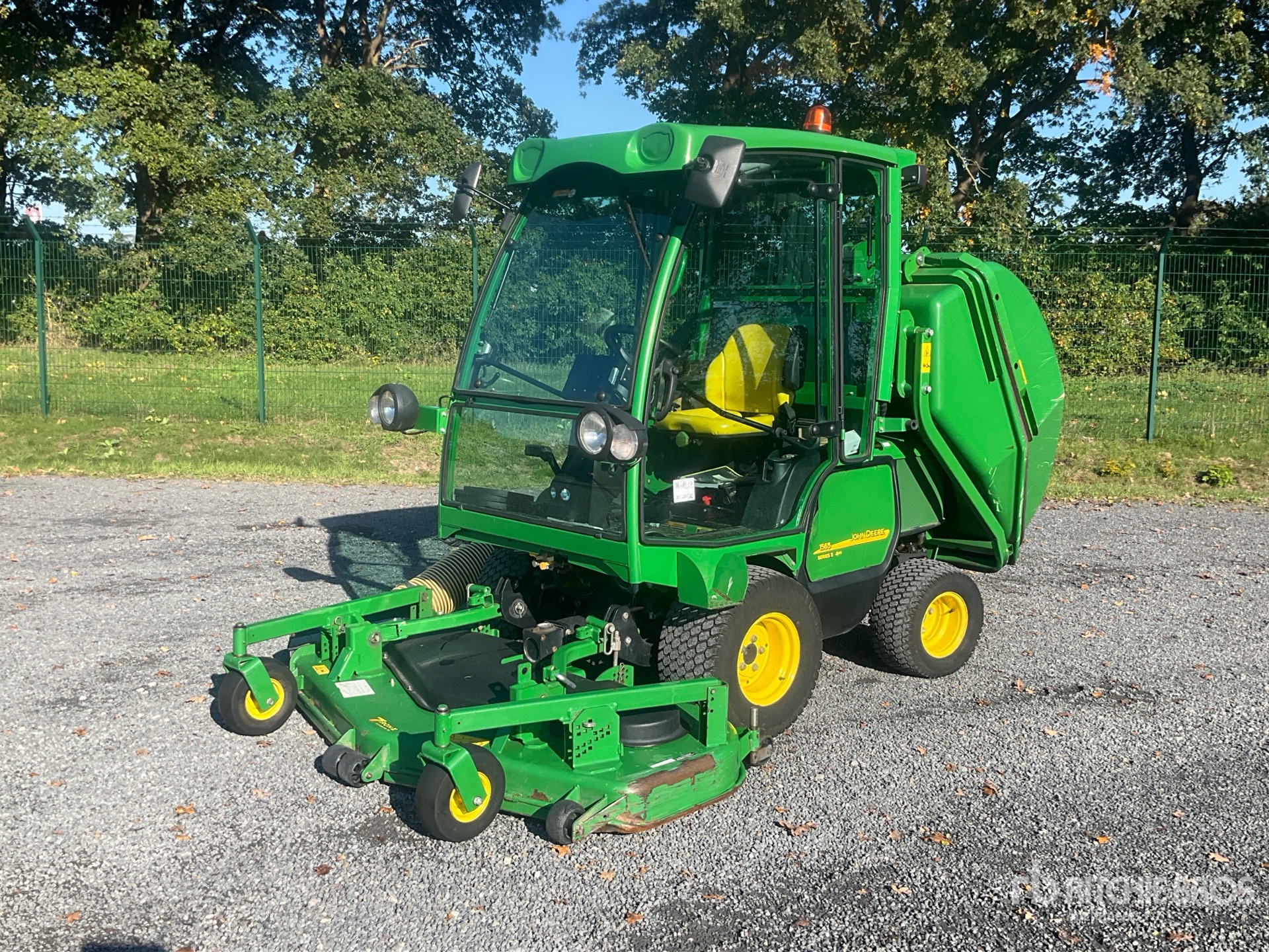 Photo of 2013 John Deere F 1565