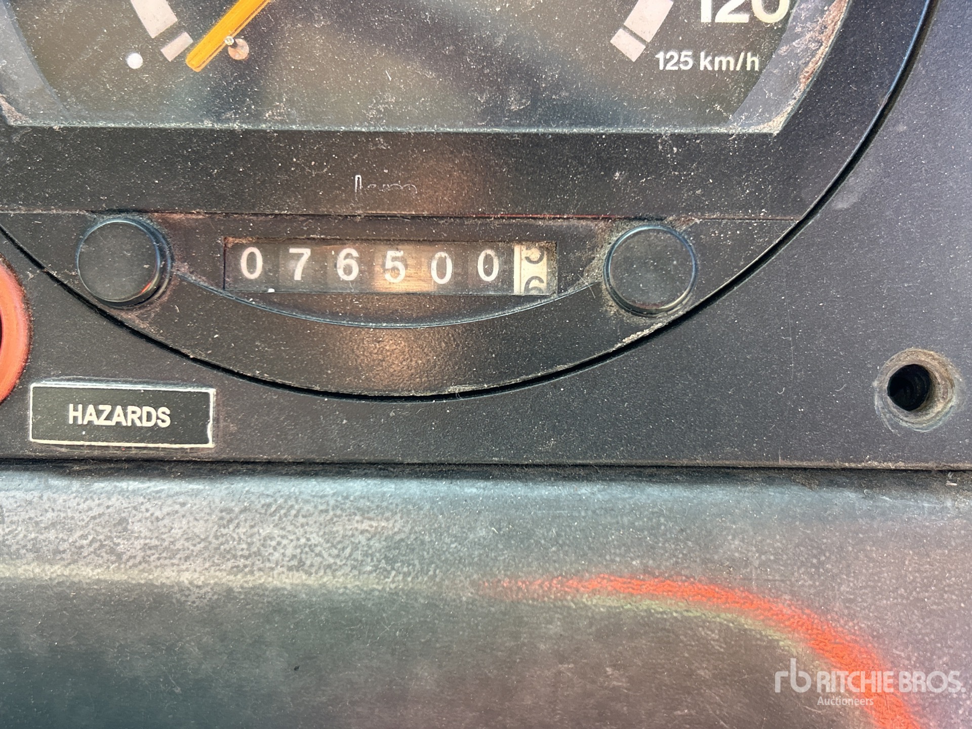 2004 Scania L94UB