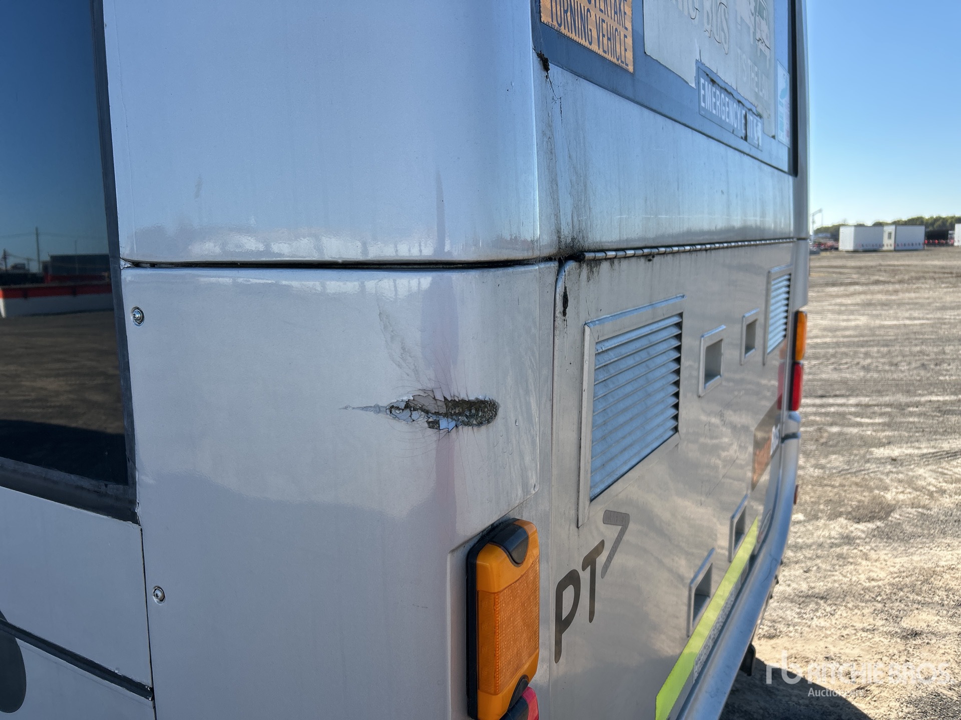 2006 Mercedes-Benz O500LE
