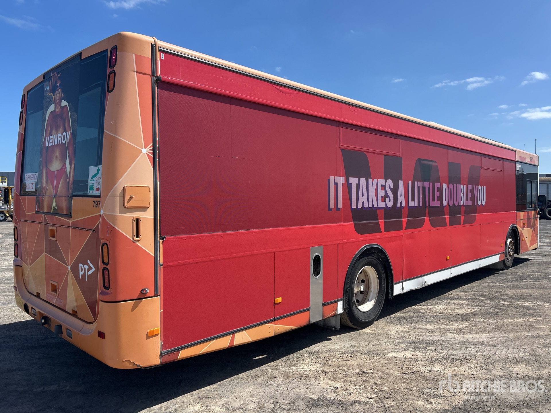 2004 Scania L94UB