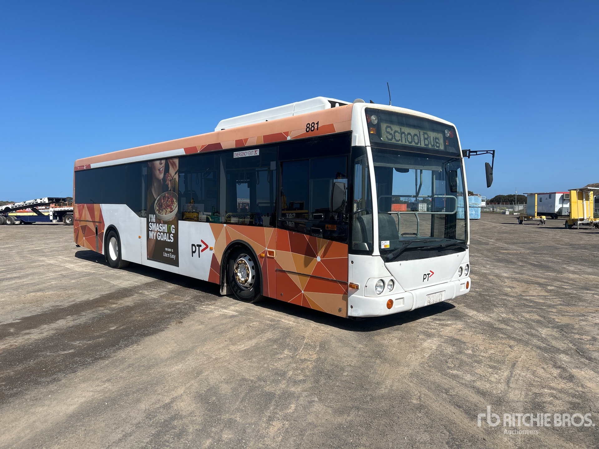2004 Scania L94UB