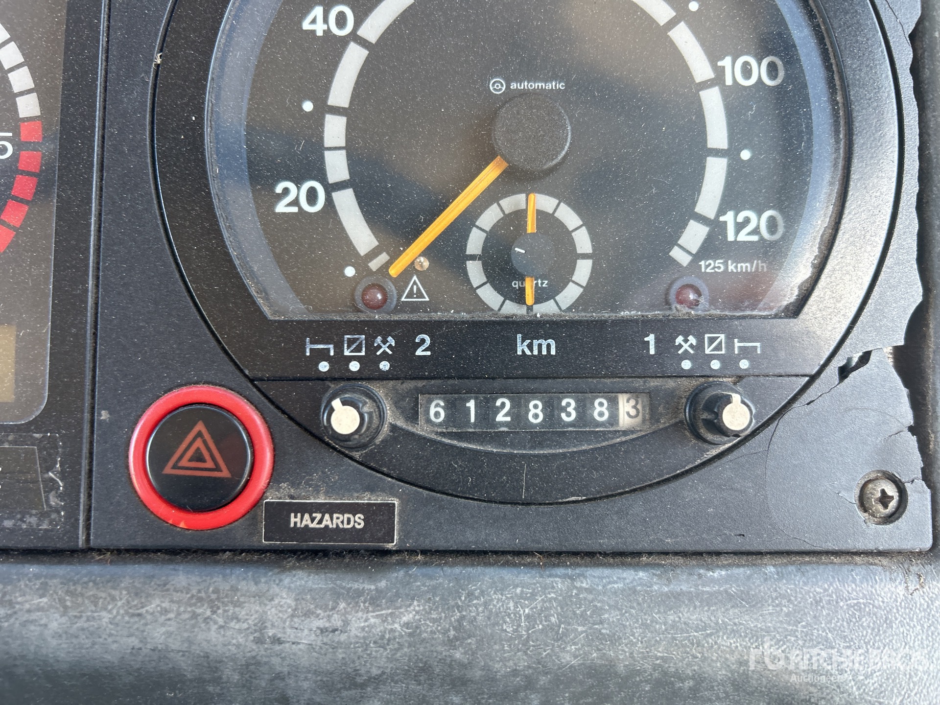 2004 Scania L94UB