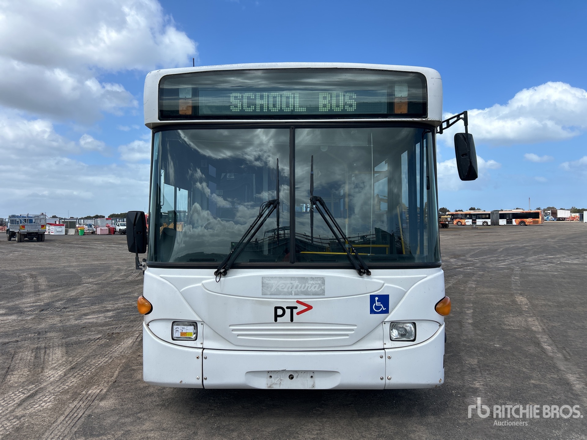 2003 Scania L94UA