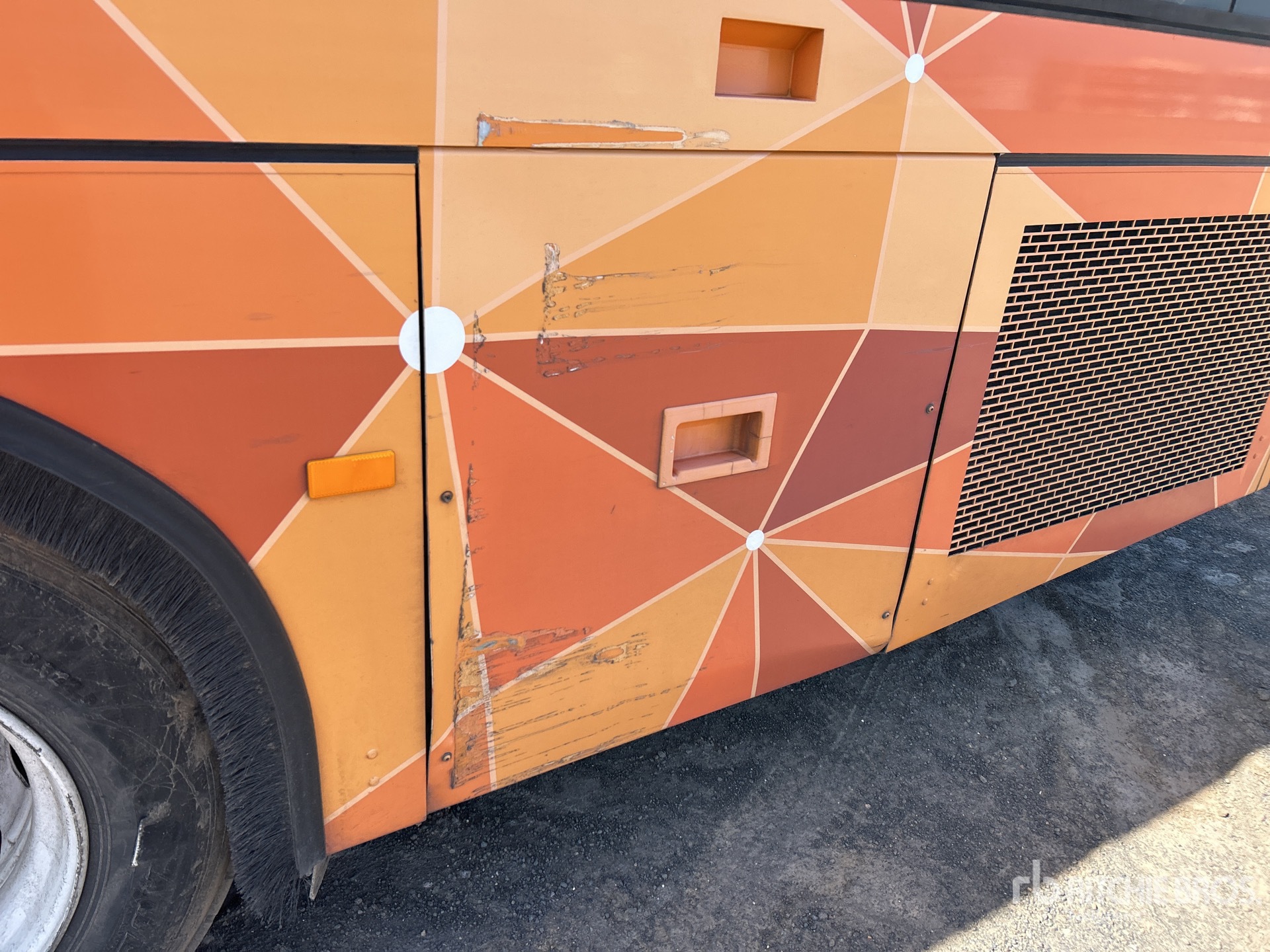 2003 Scania L94UA