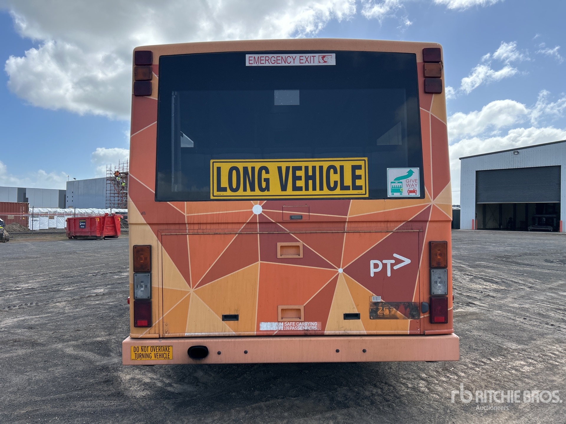 2003 Scania L94UA