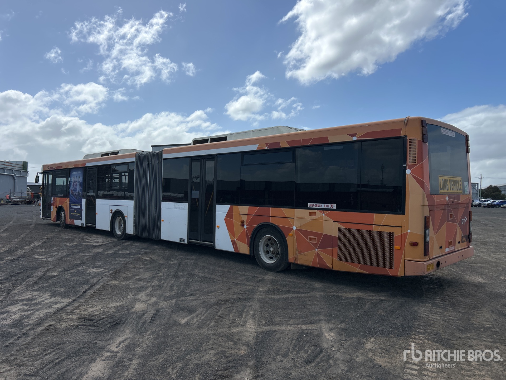 2003 Scania L94UA