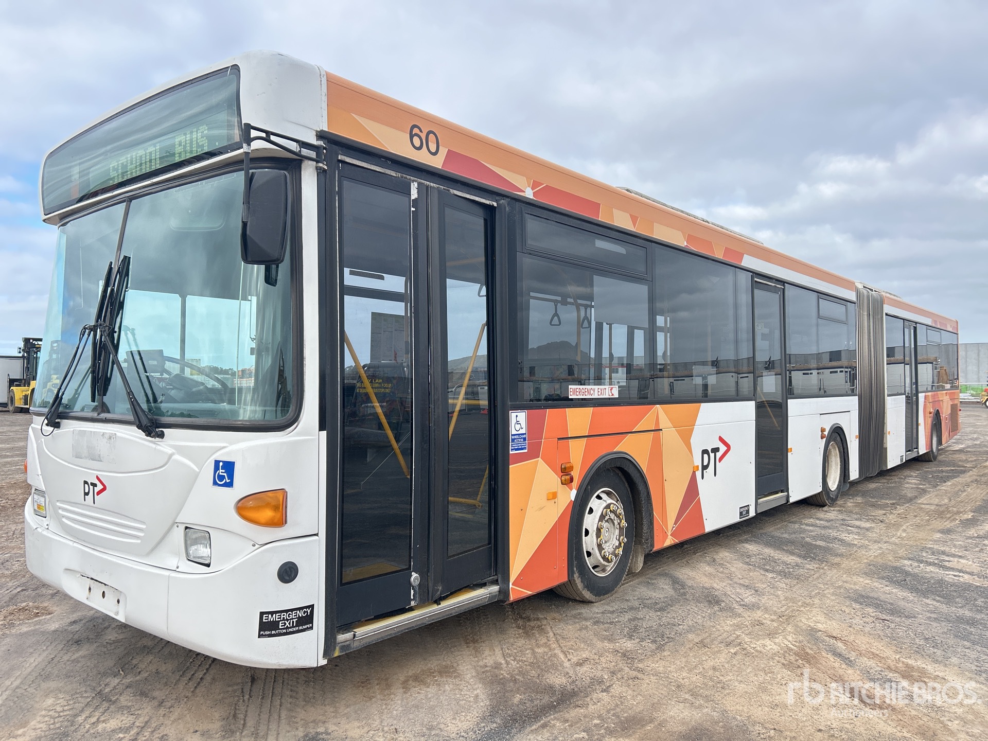2001 Scania L94UA