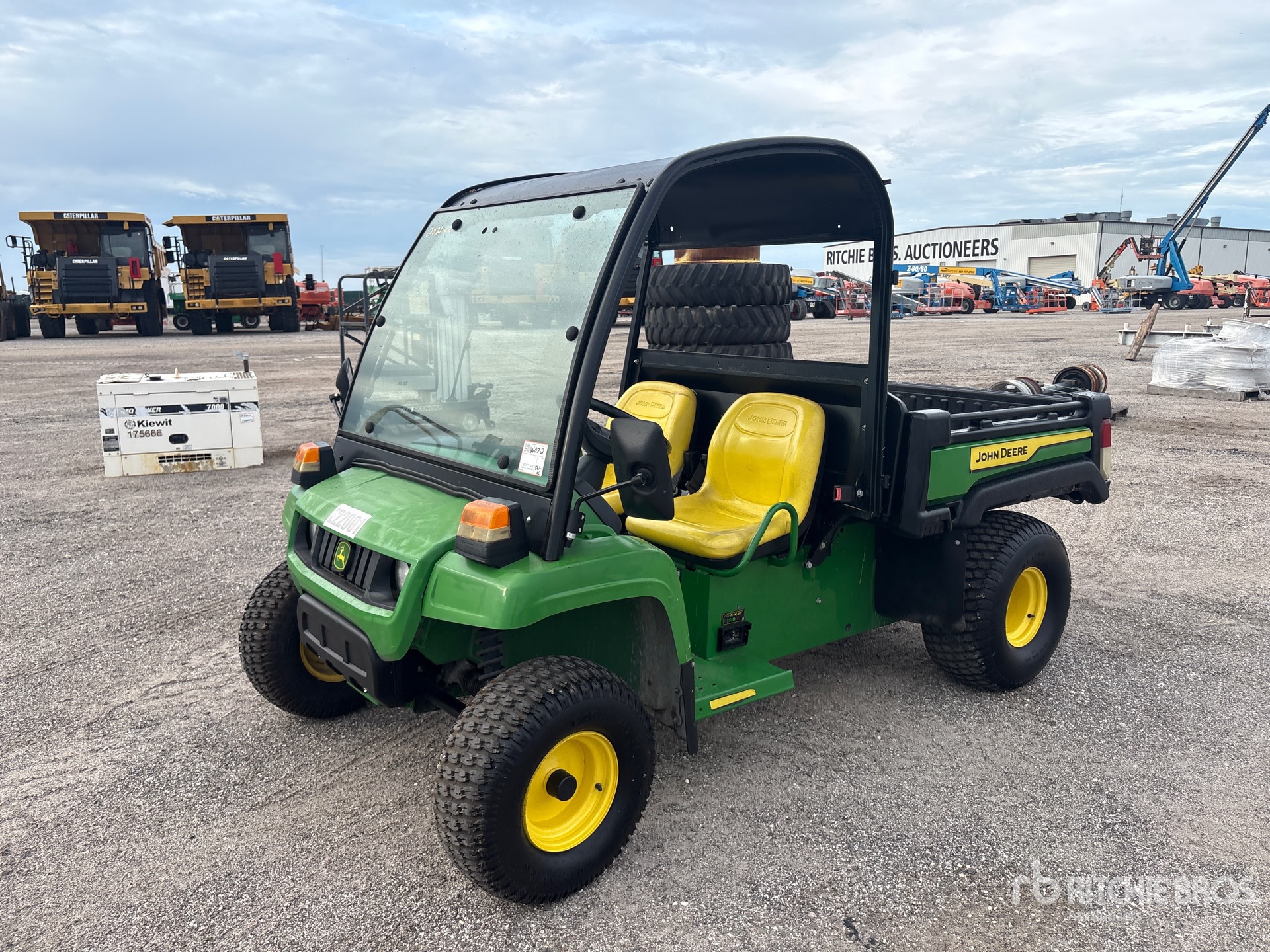 Photo of 2021 John Deere TE GATOR