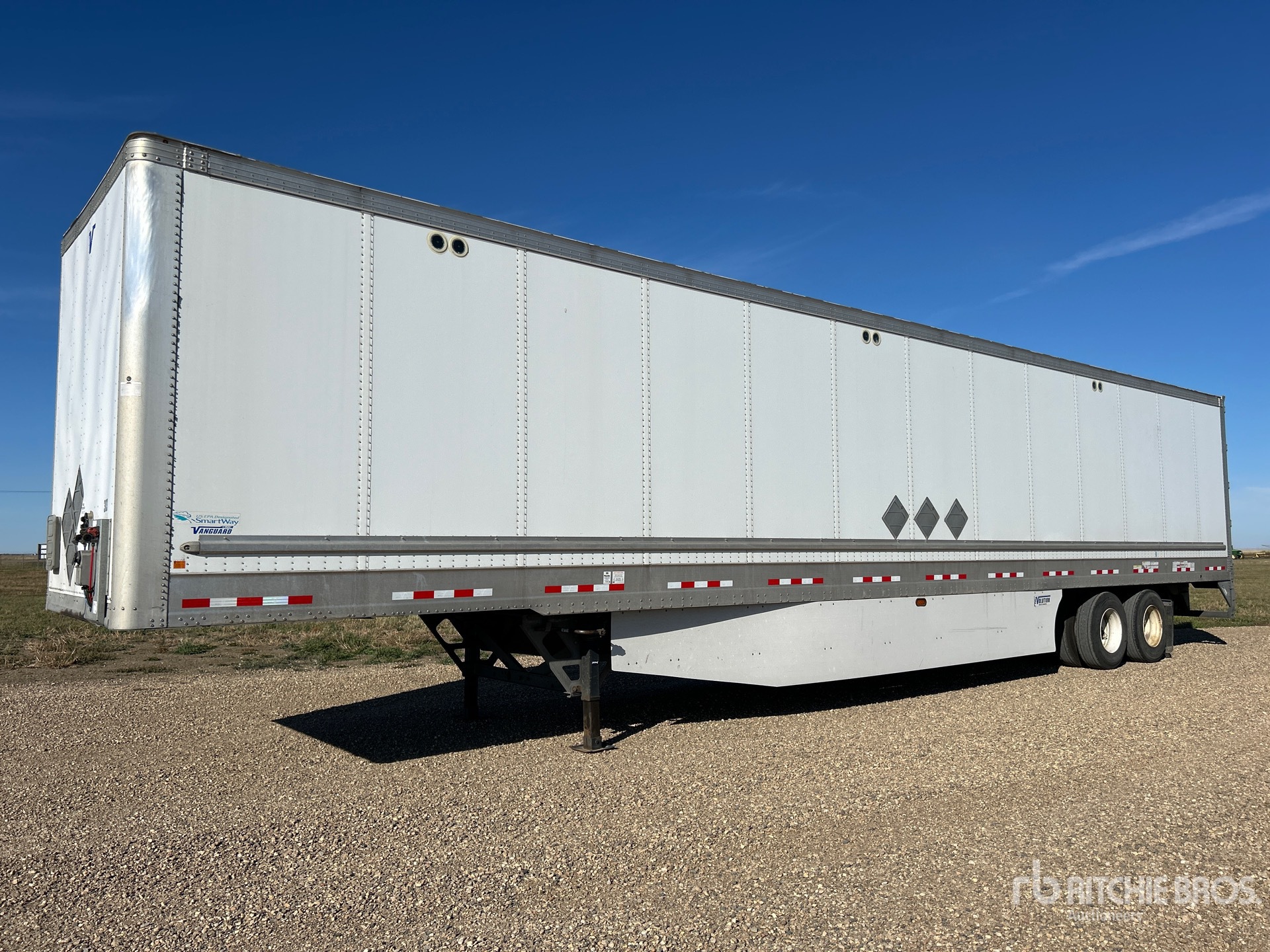 Photo of 2024 Vanguard 53 ft x 102 in T/A