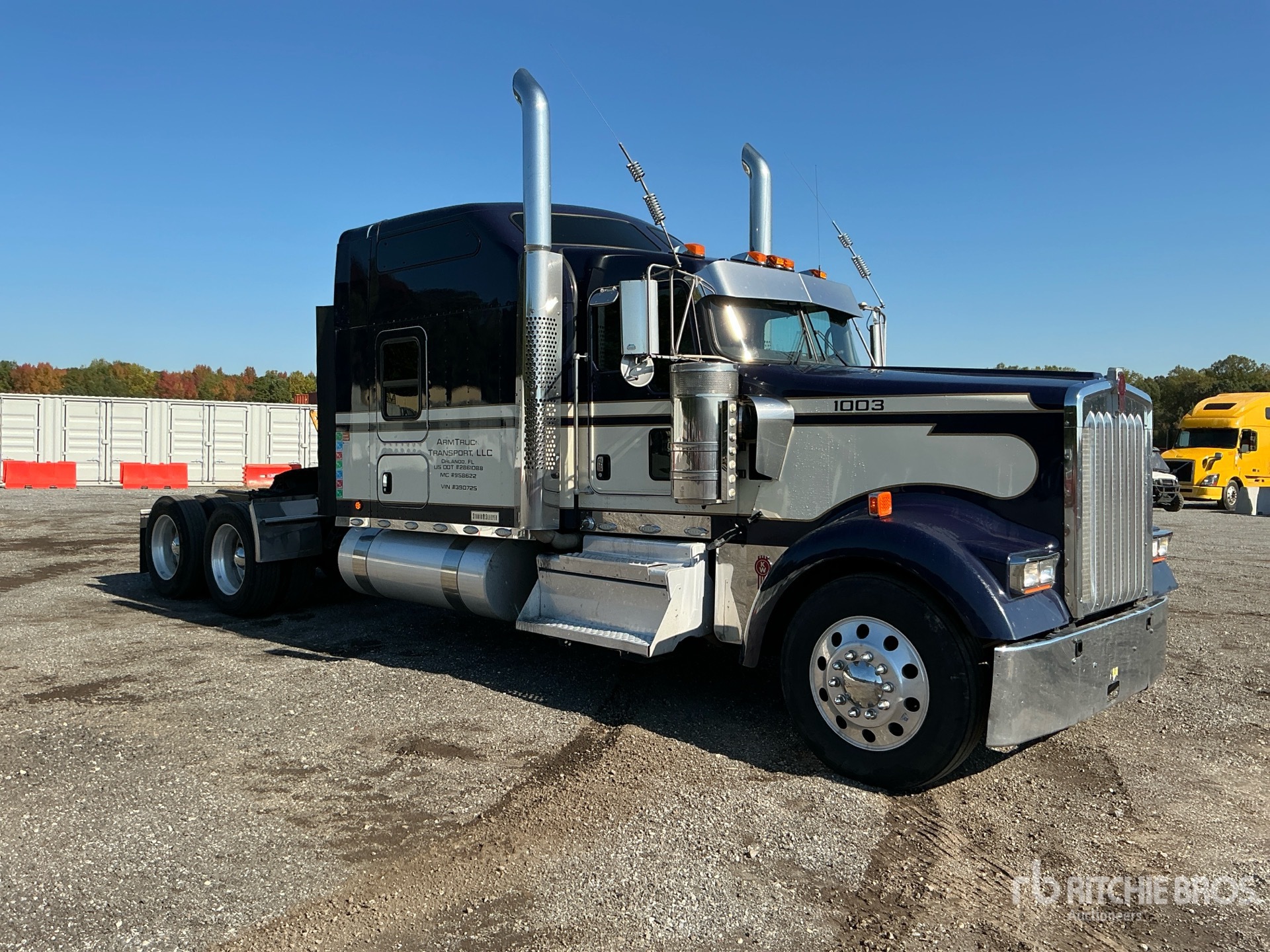 2020 Kenworth W900