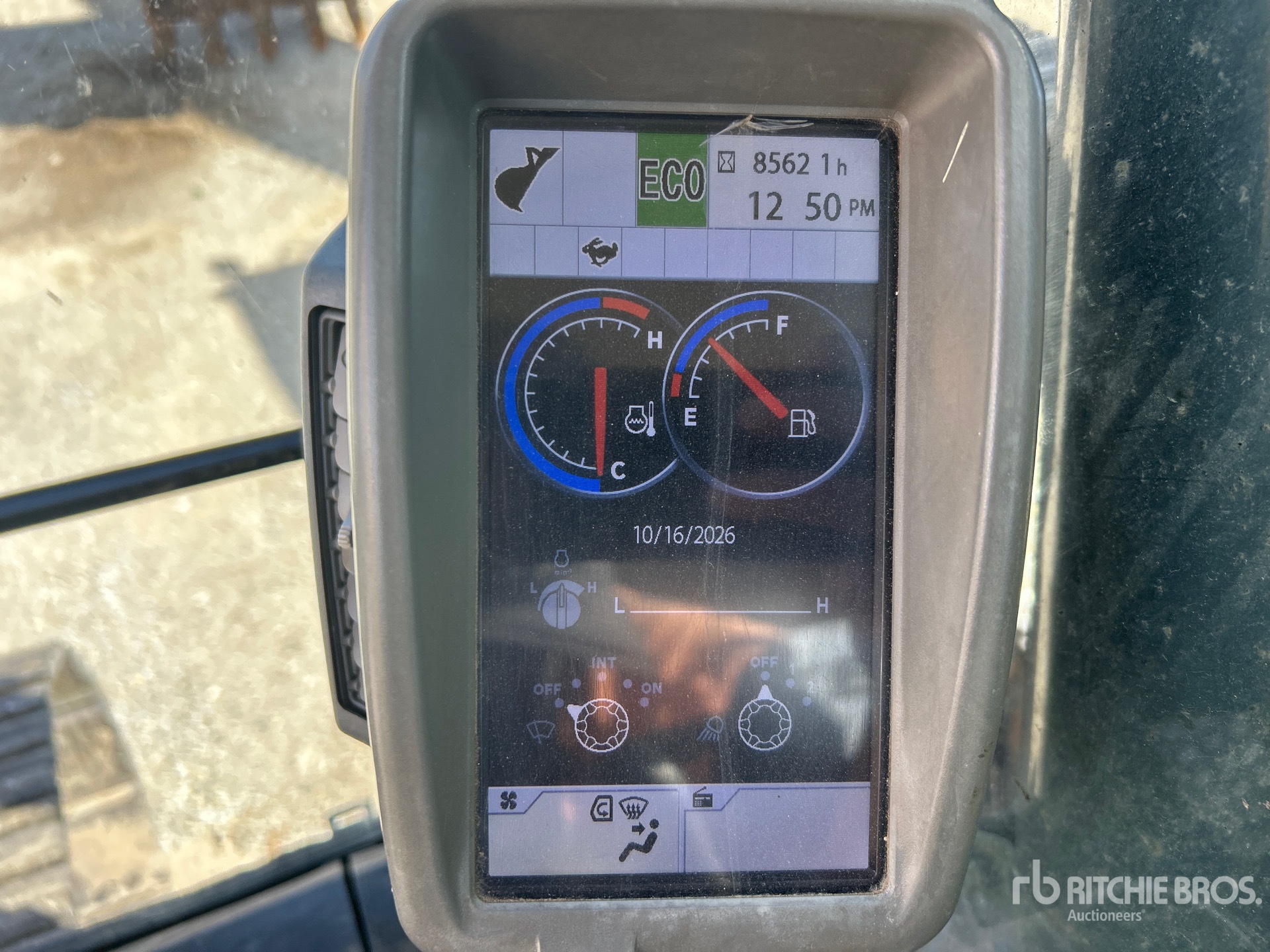 2014 John Deere 180G LC
