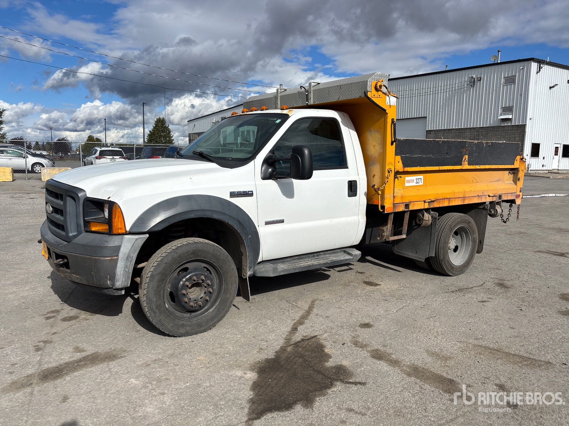 Photo of 2007 Ford F-550