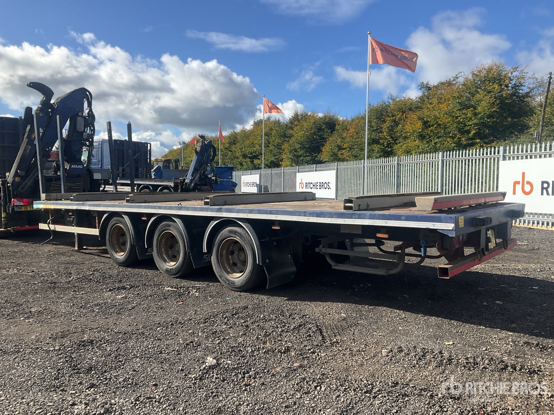2015 SDC 24 TON 8 M TRI/A DRAWBAR