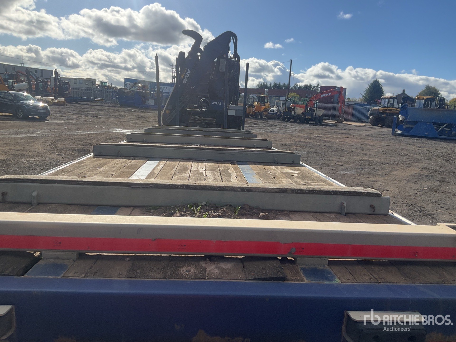 2015 SDC 24 TON 8 M TRI/A DRAWBAR