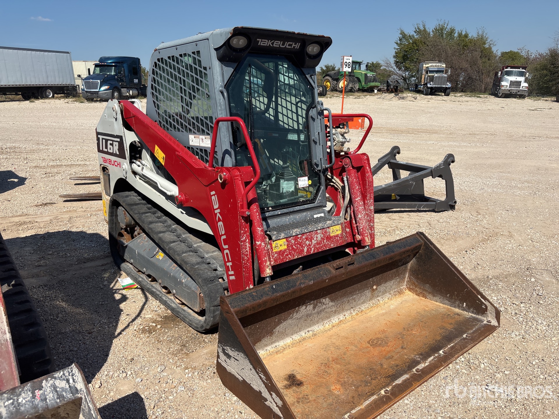 2023 Takeuchi TL6R