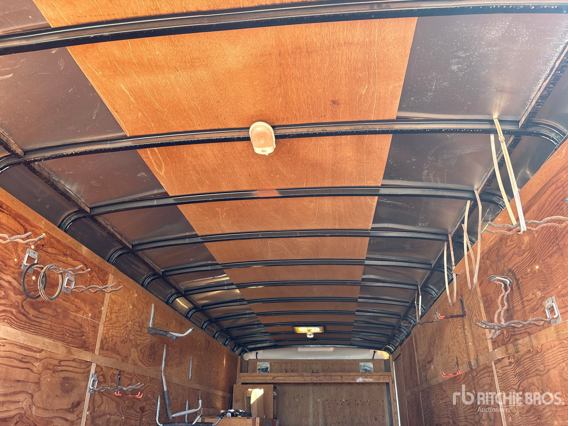 2014 Interstate 24 FT T/A