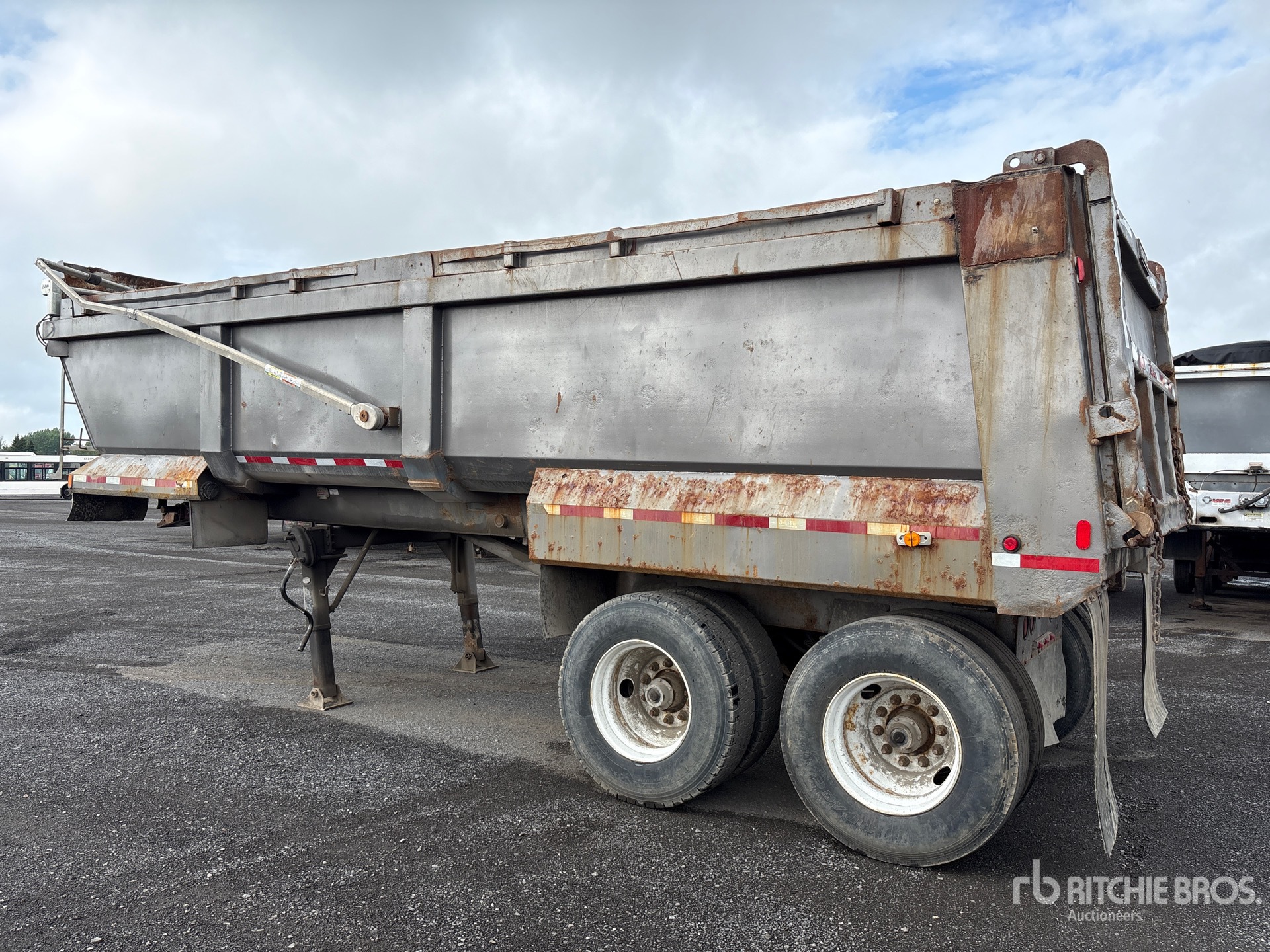 2004 Larochelle M402D