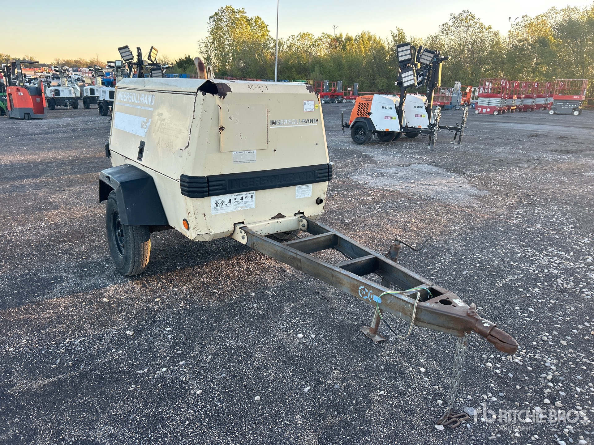 Ingersoll Rand 185 CFM MOBILE