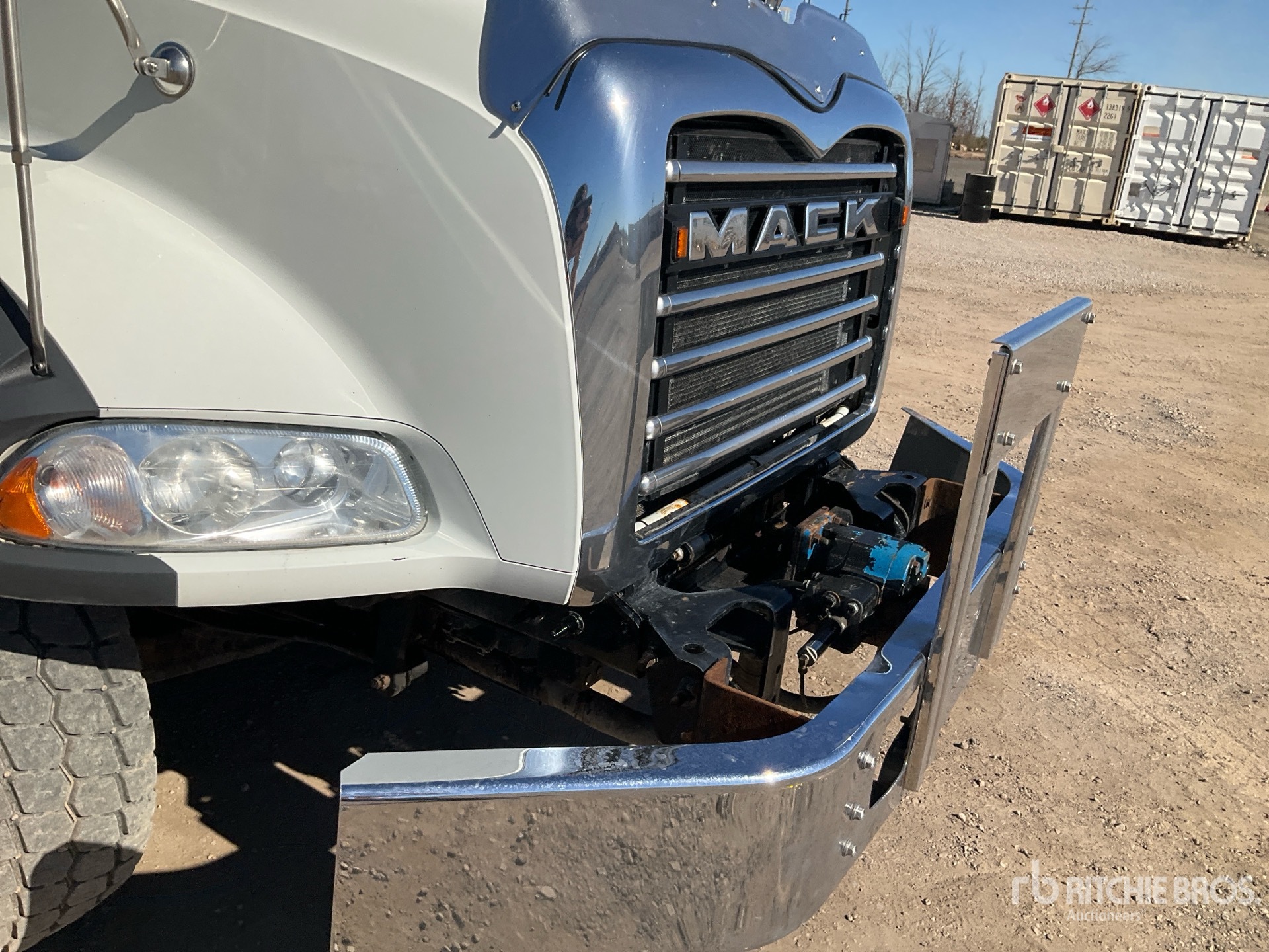 2023 Mack GR64B