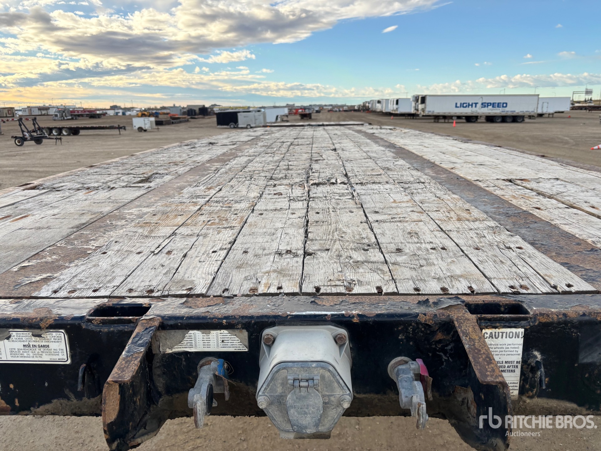 2015 Manac 32 FT SUPER B-TRAIN LEAD