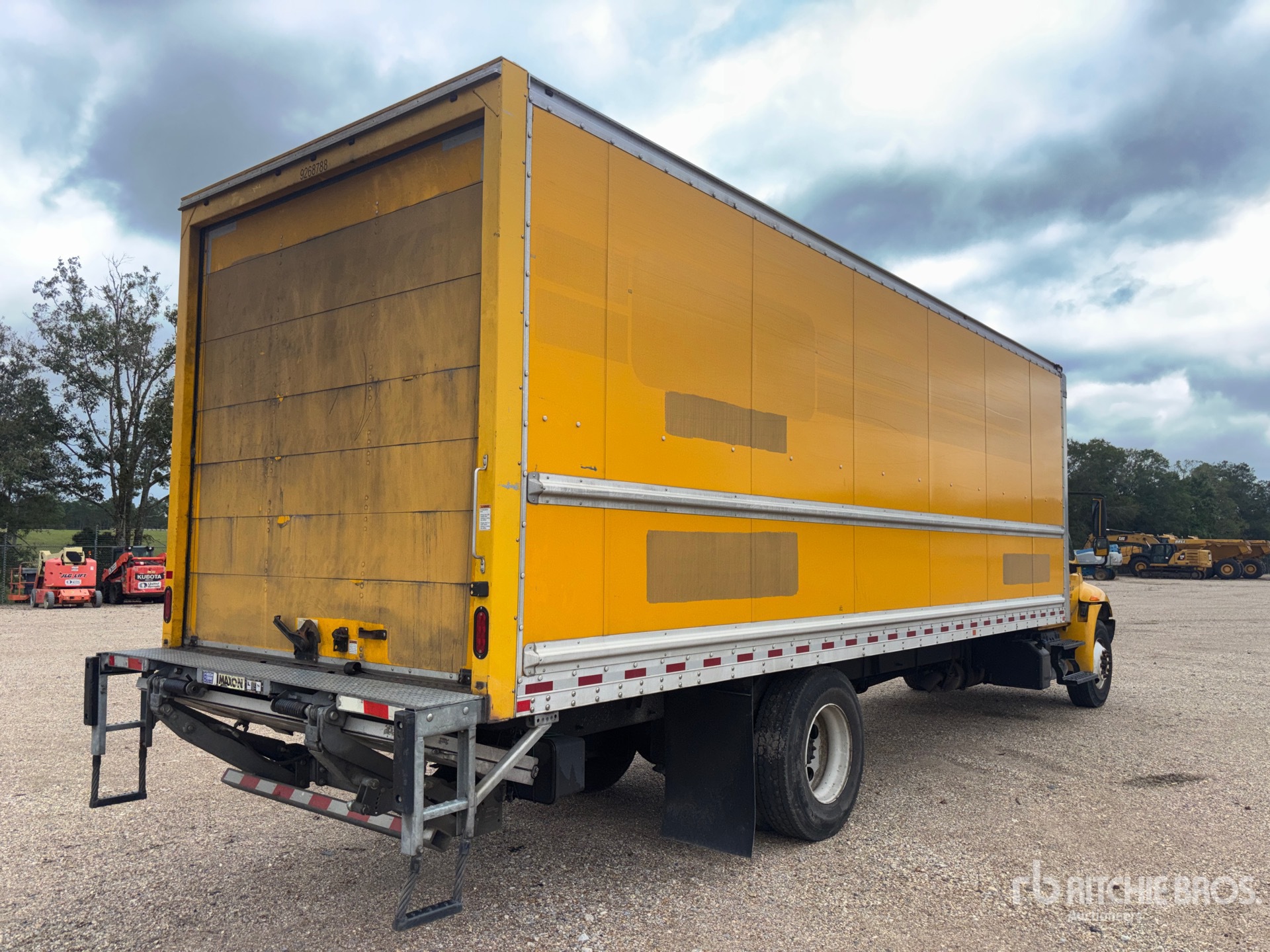 2019 International 4300