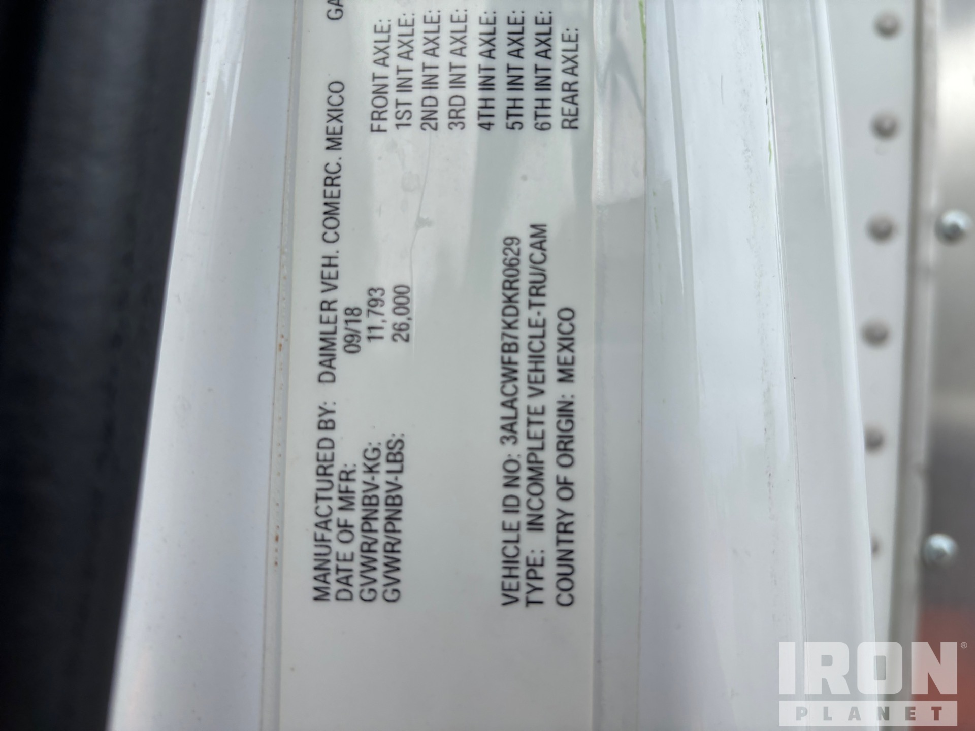 2019 Freightliner M2 106
