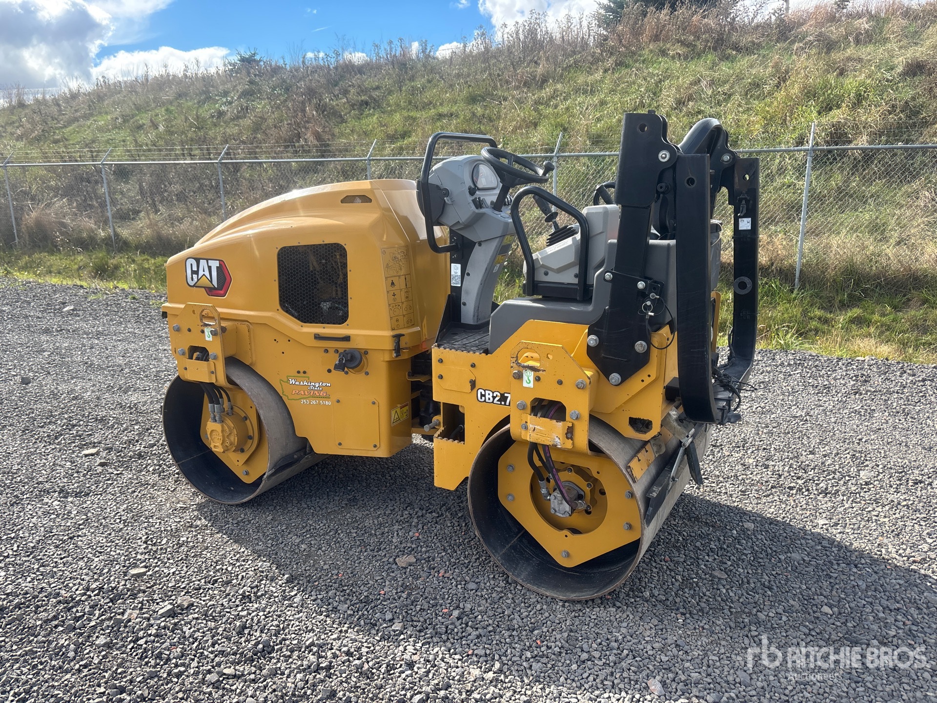 2022 Caterpillar CB2.7