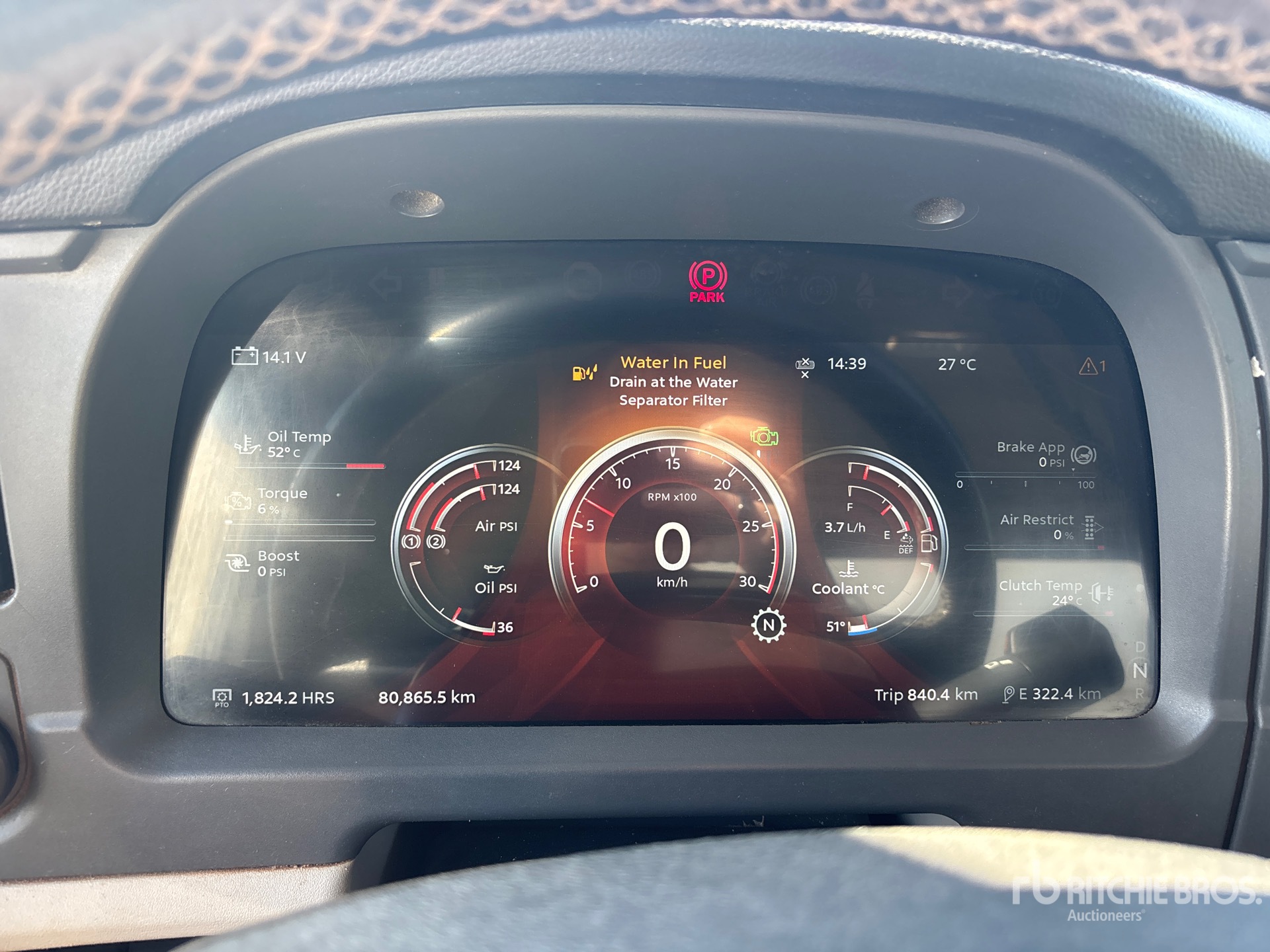 2025 Peterbilt 567