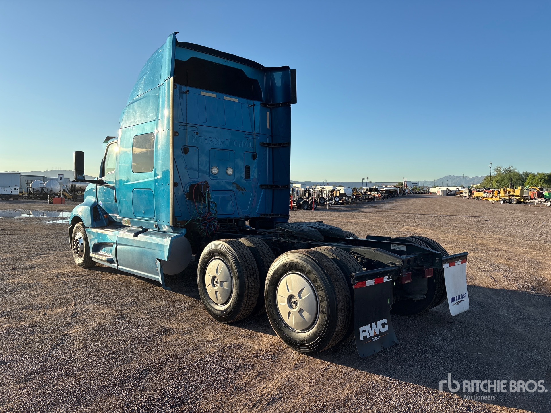 2019 International LT625