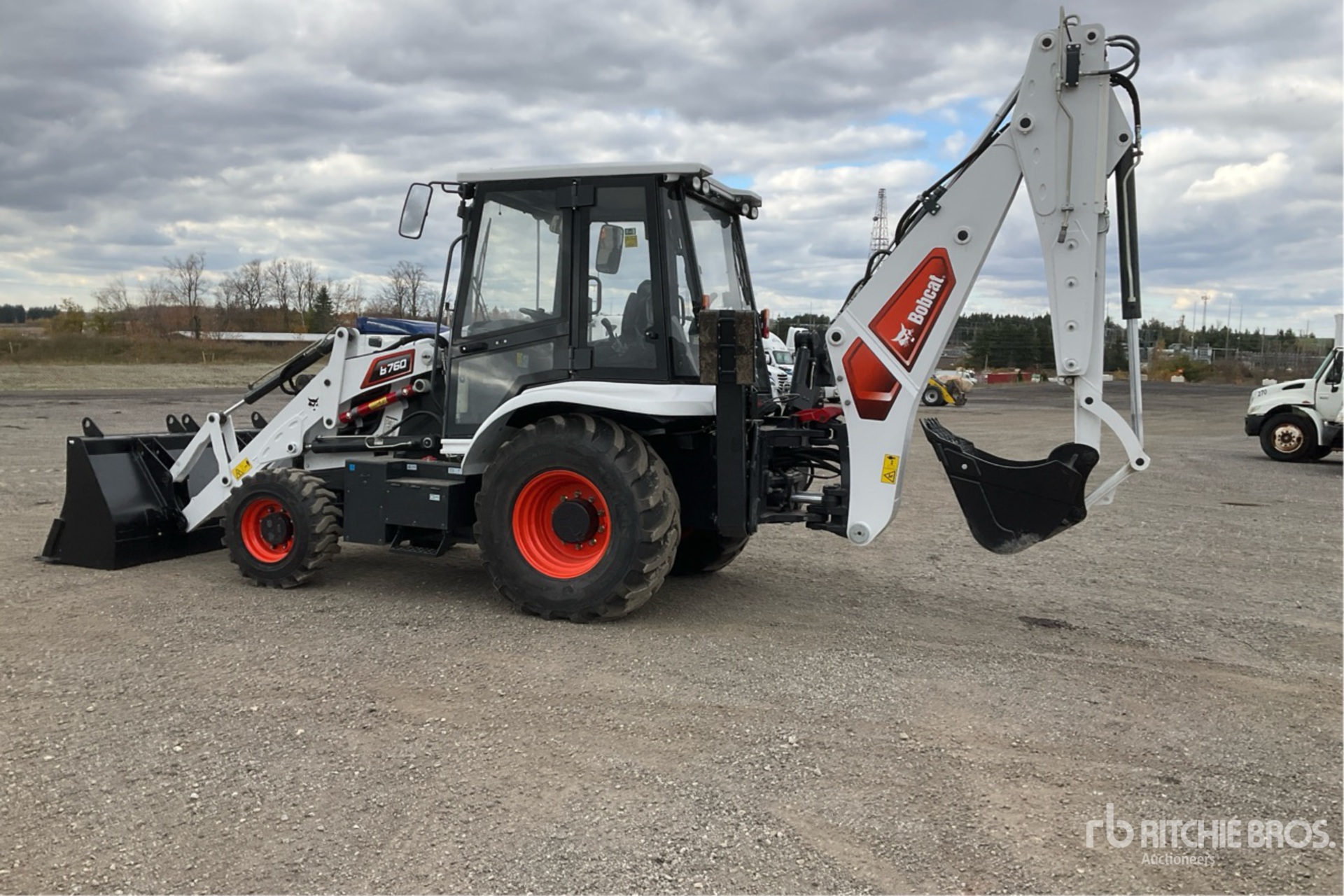2025 Bobcat B760