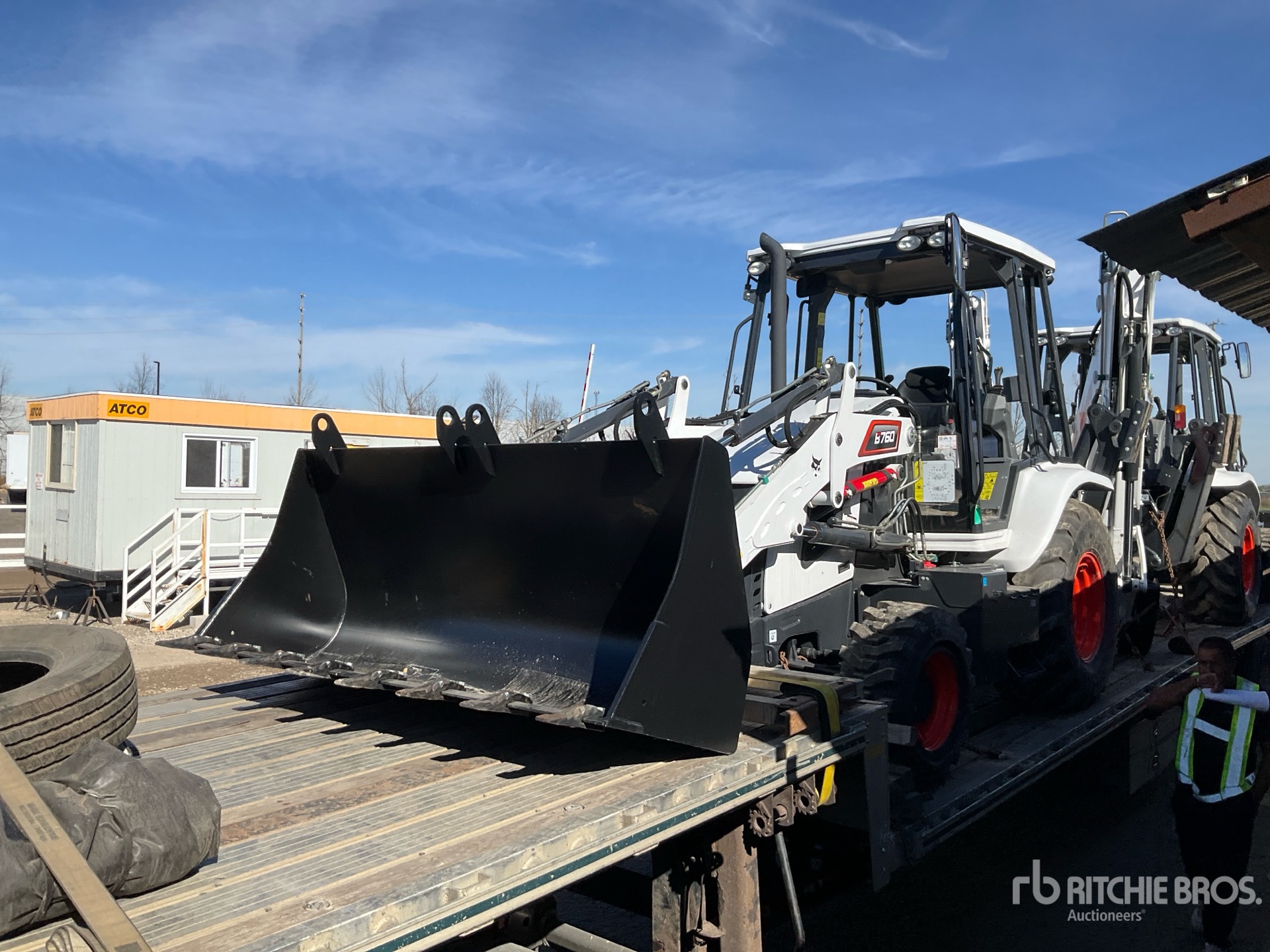 2025 Bobcat B760