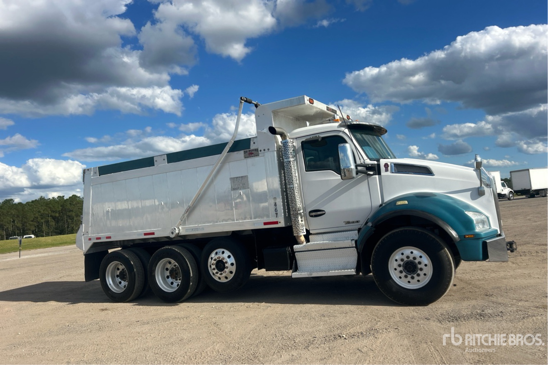 2020 Kenworth T880