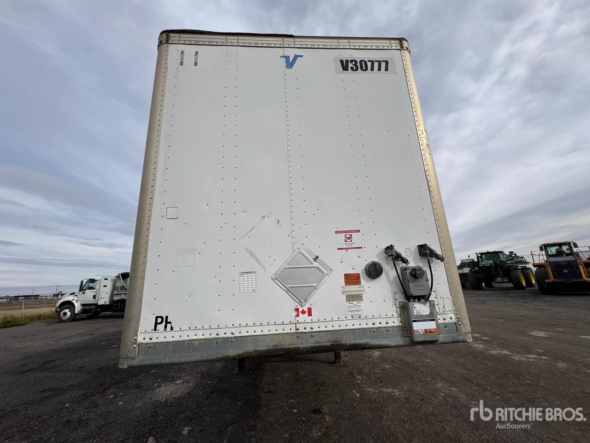 2013 Vanguard 53 FT T/A