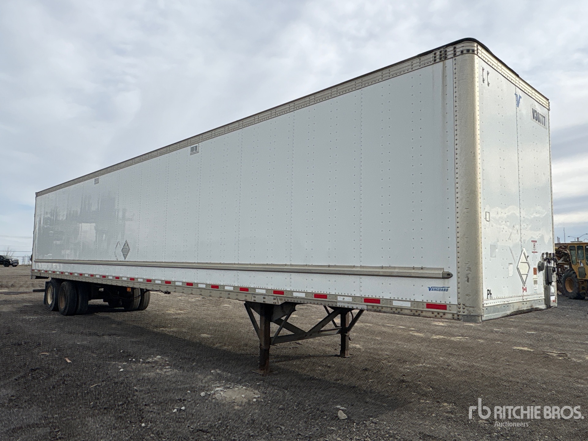 2013 Vanguard 53 FT T/A