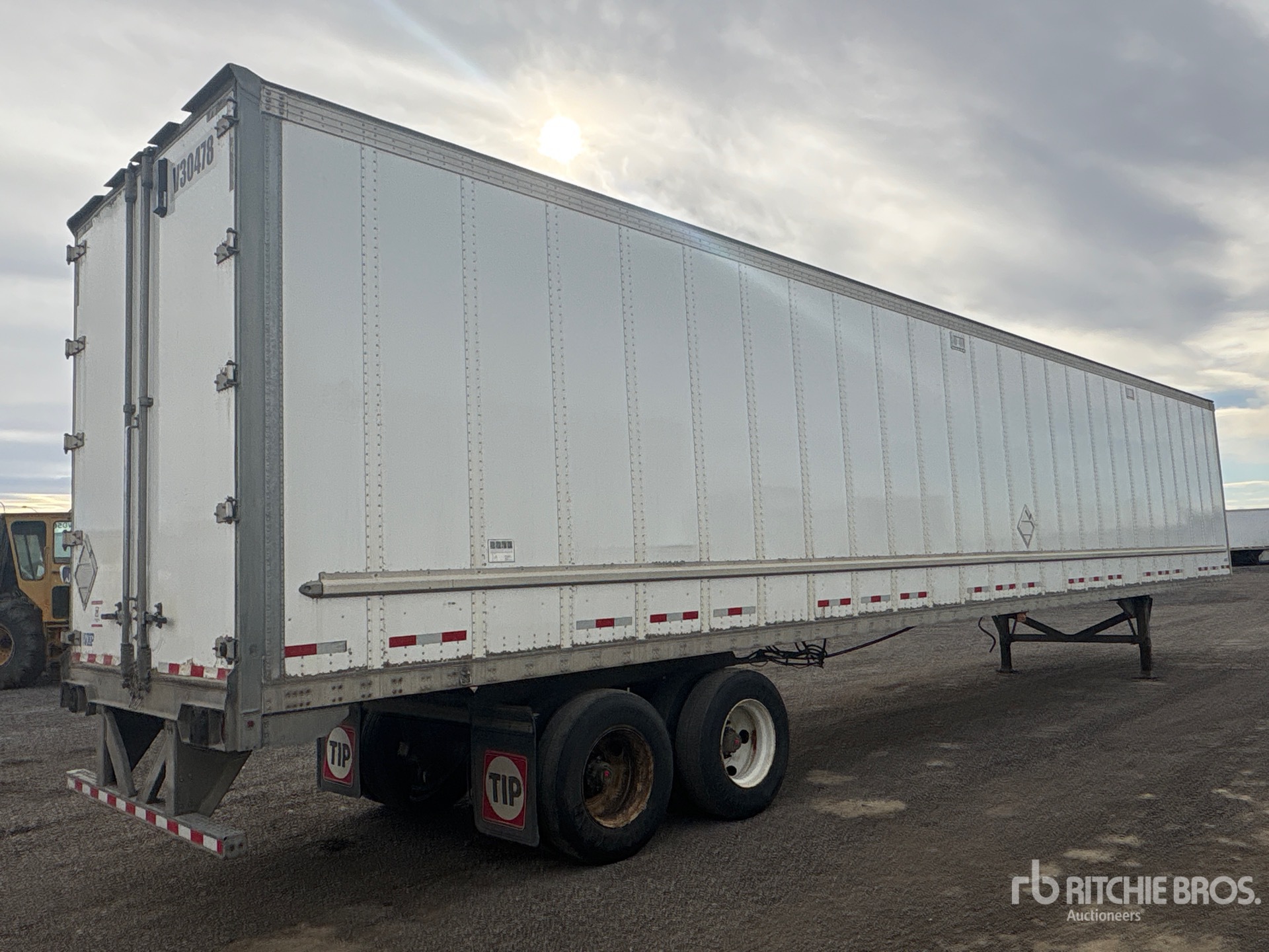 2013 Vanguard 53 FT T/A