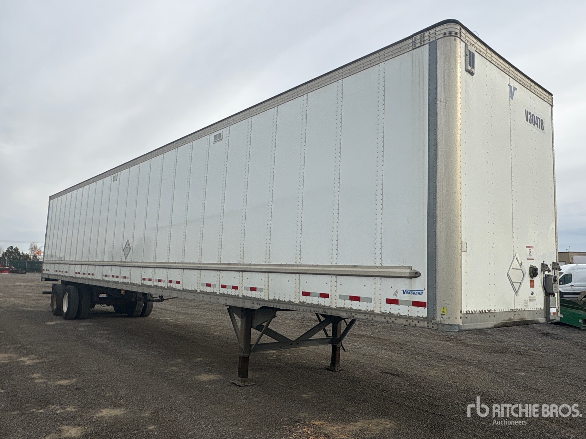2013 Vanguard 53 FT T/A