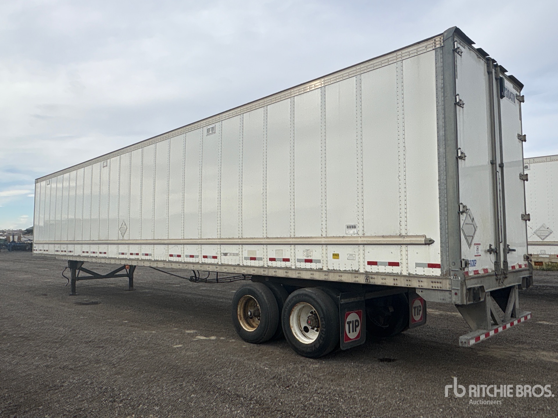 2013 Vanguard 53 FT T/A
