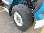 Underbody with Right Steer Tire
