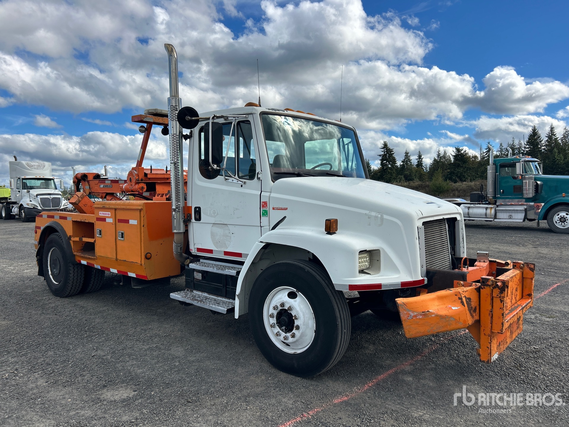 2001 Freightliner FL 70