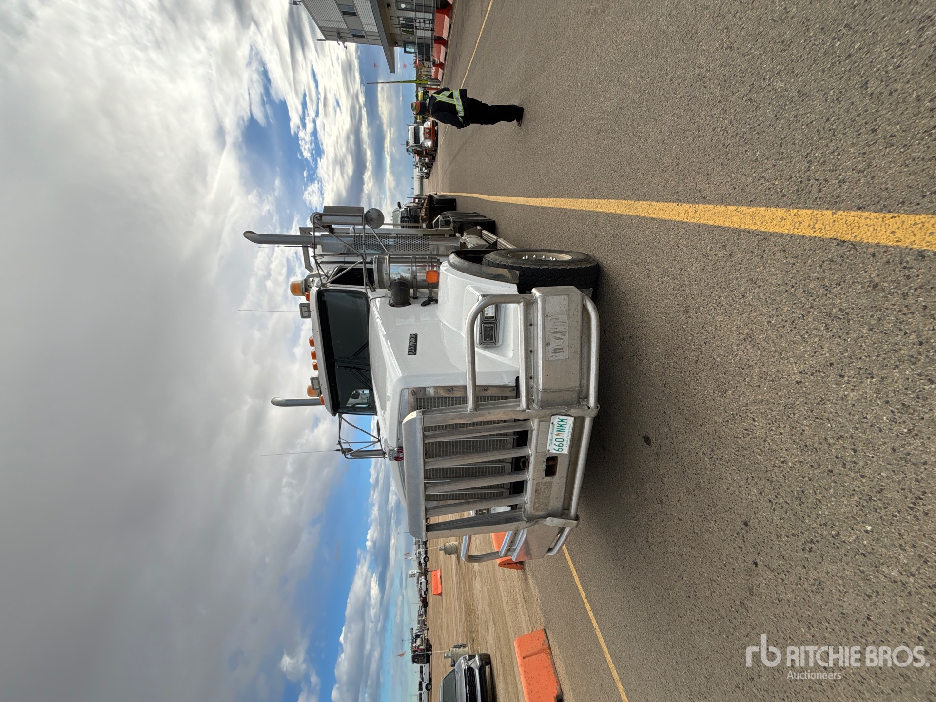 2013 Manac 53 FT TRI/A