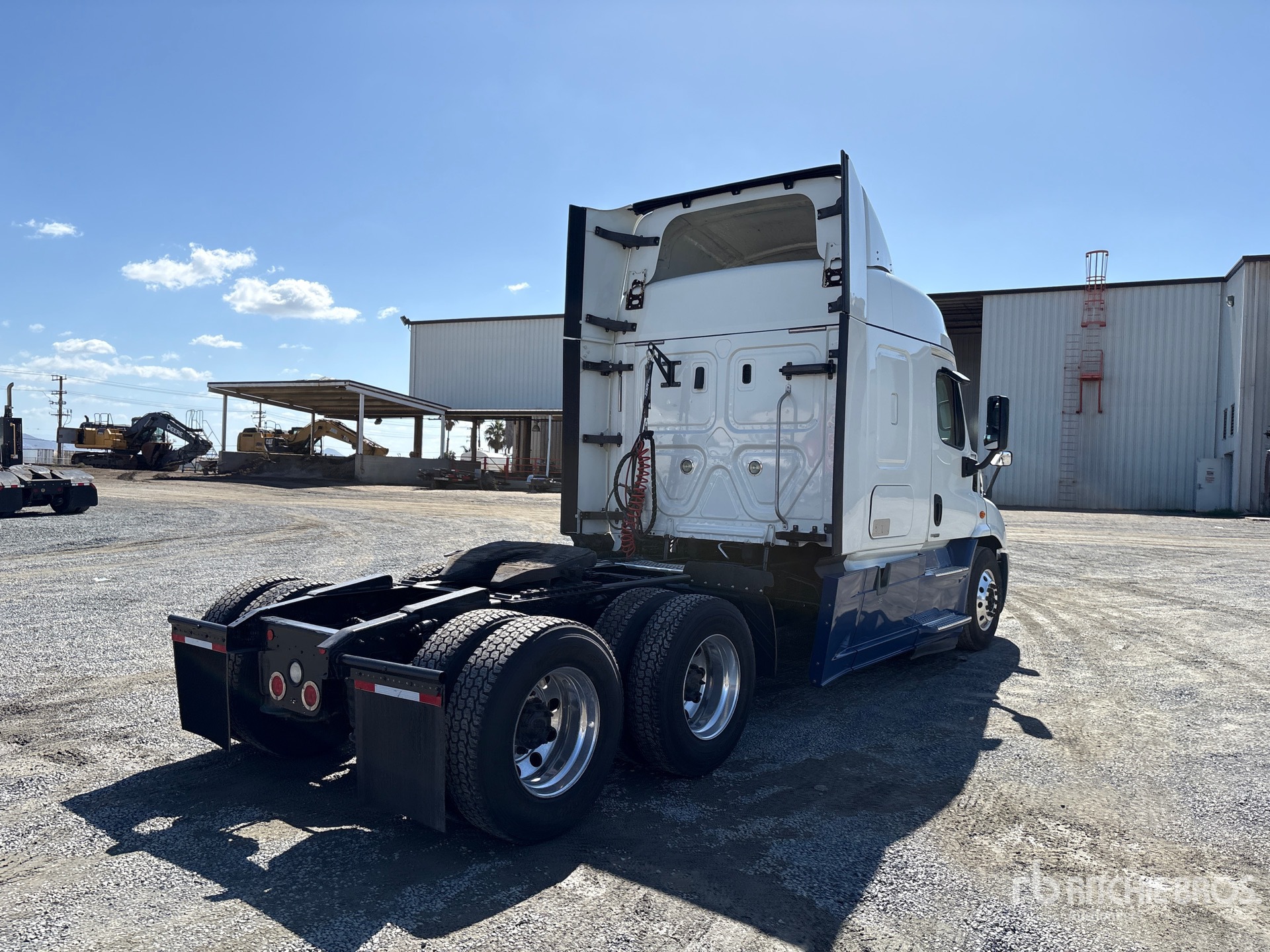 2018 Freightliner CASCADIA 113