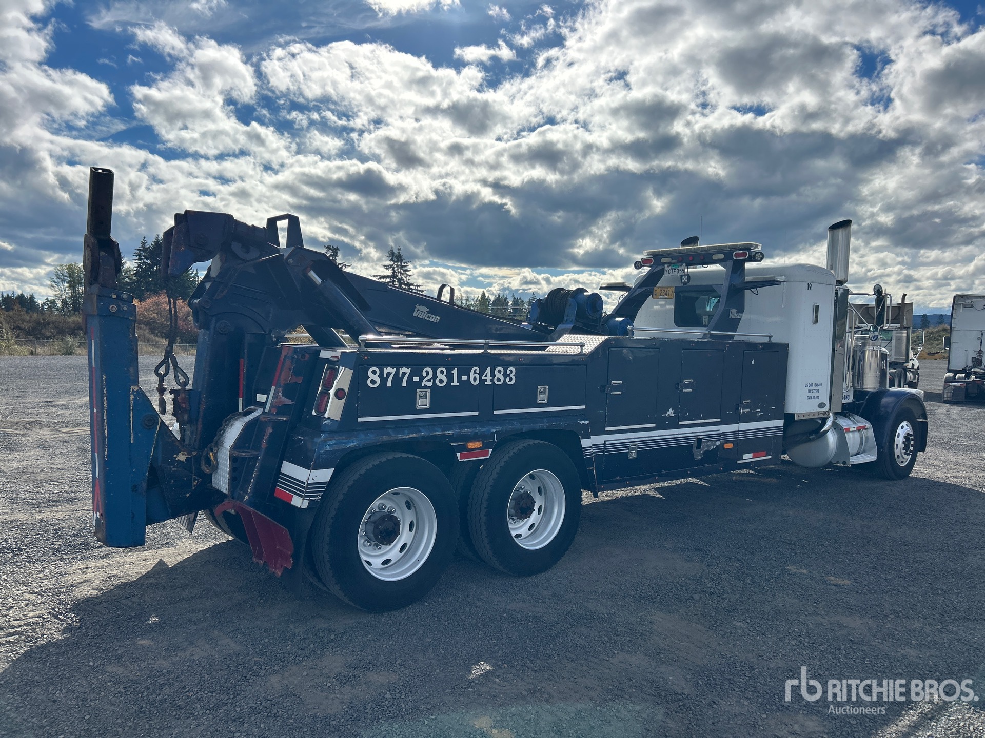 2001 Peterbilt 378