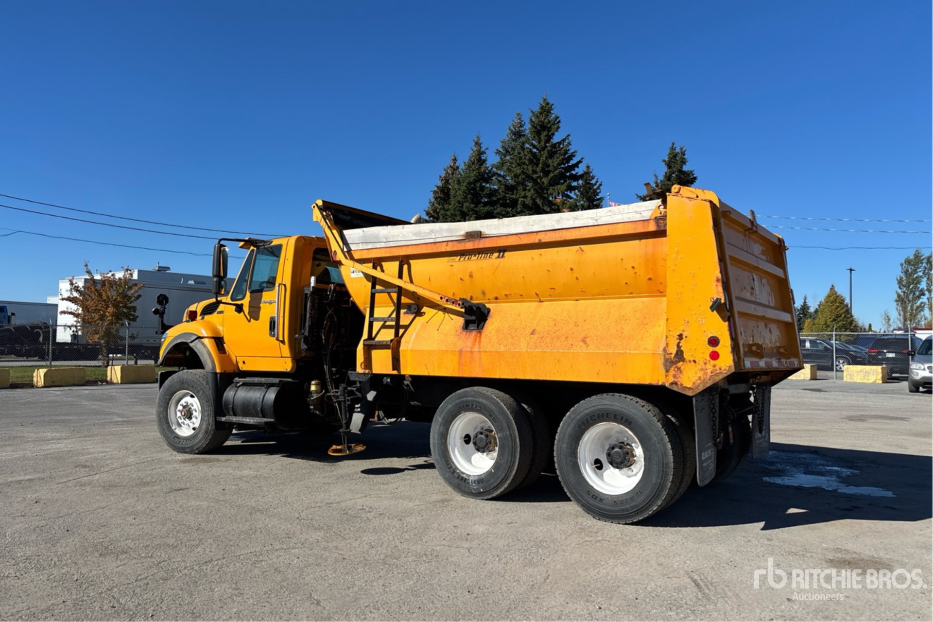2008 International 7600