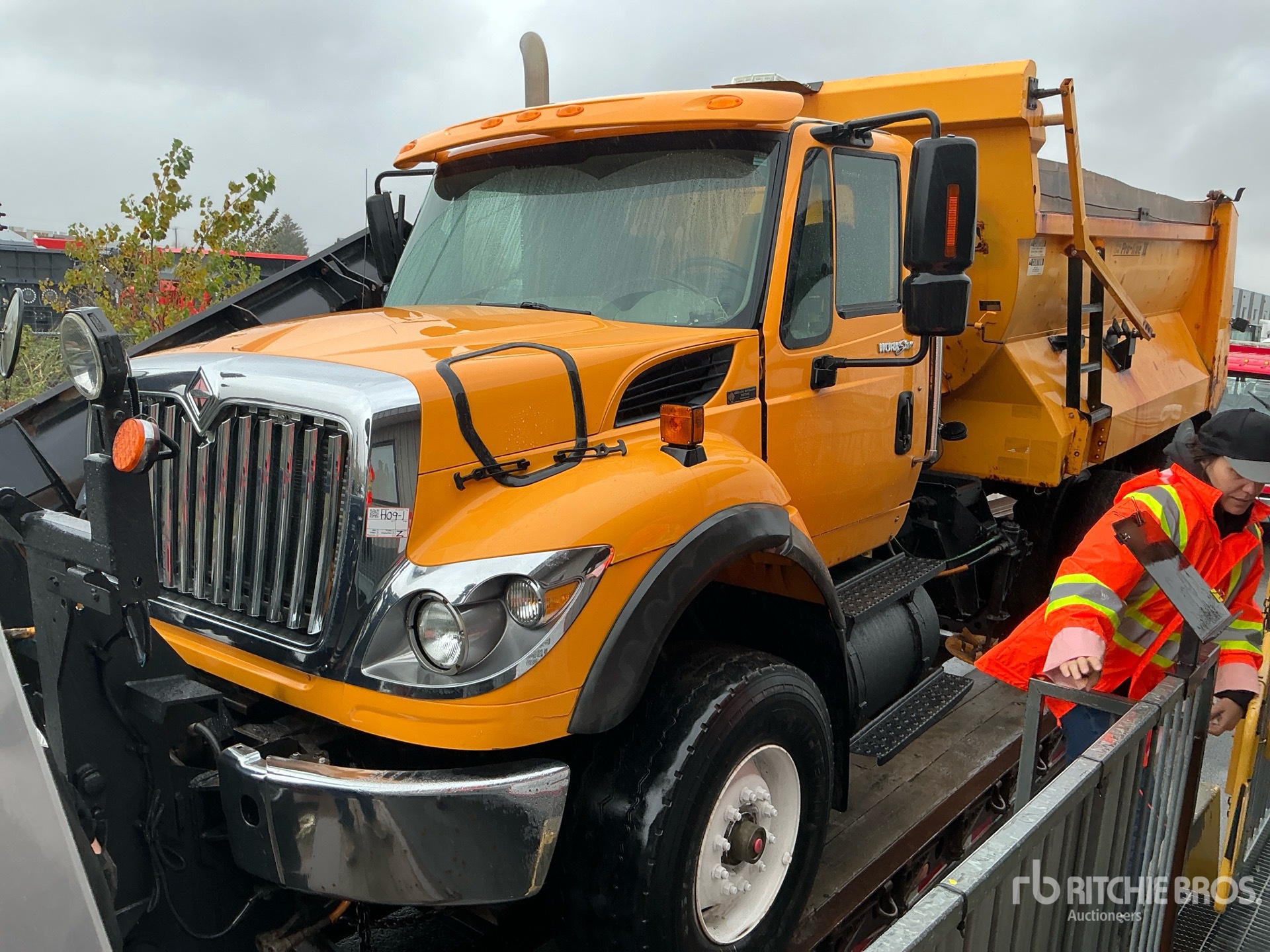 Photo of 2008 International 7600