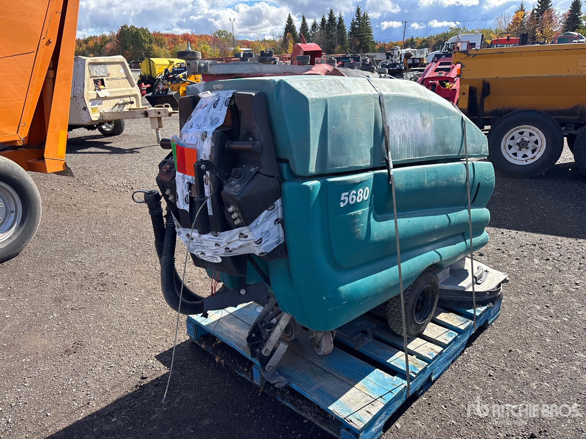 2023 Tennant  5680-32D