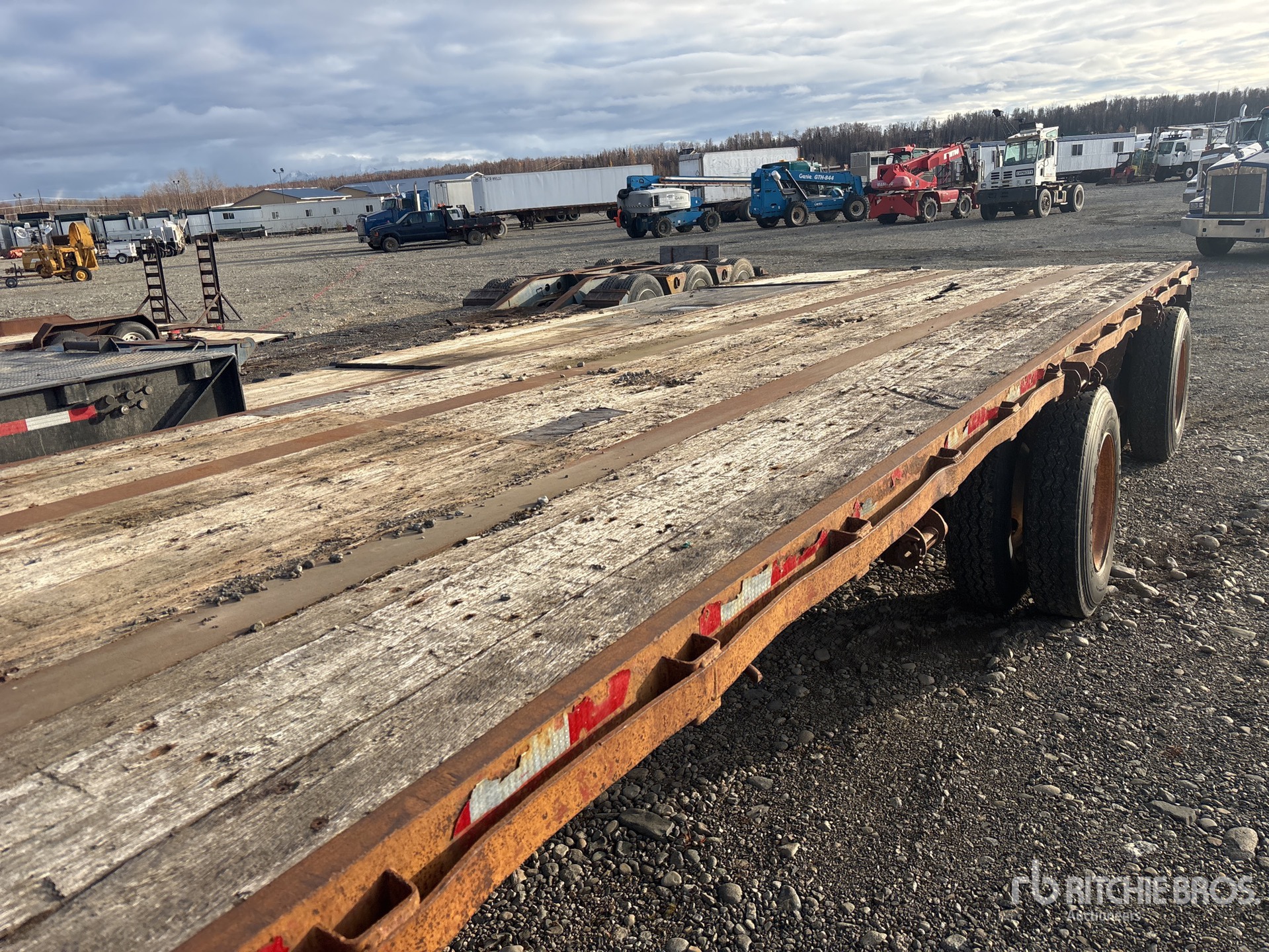1982 Fruehauf 45 FT T/A