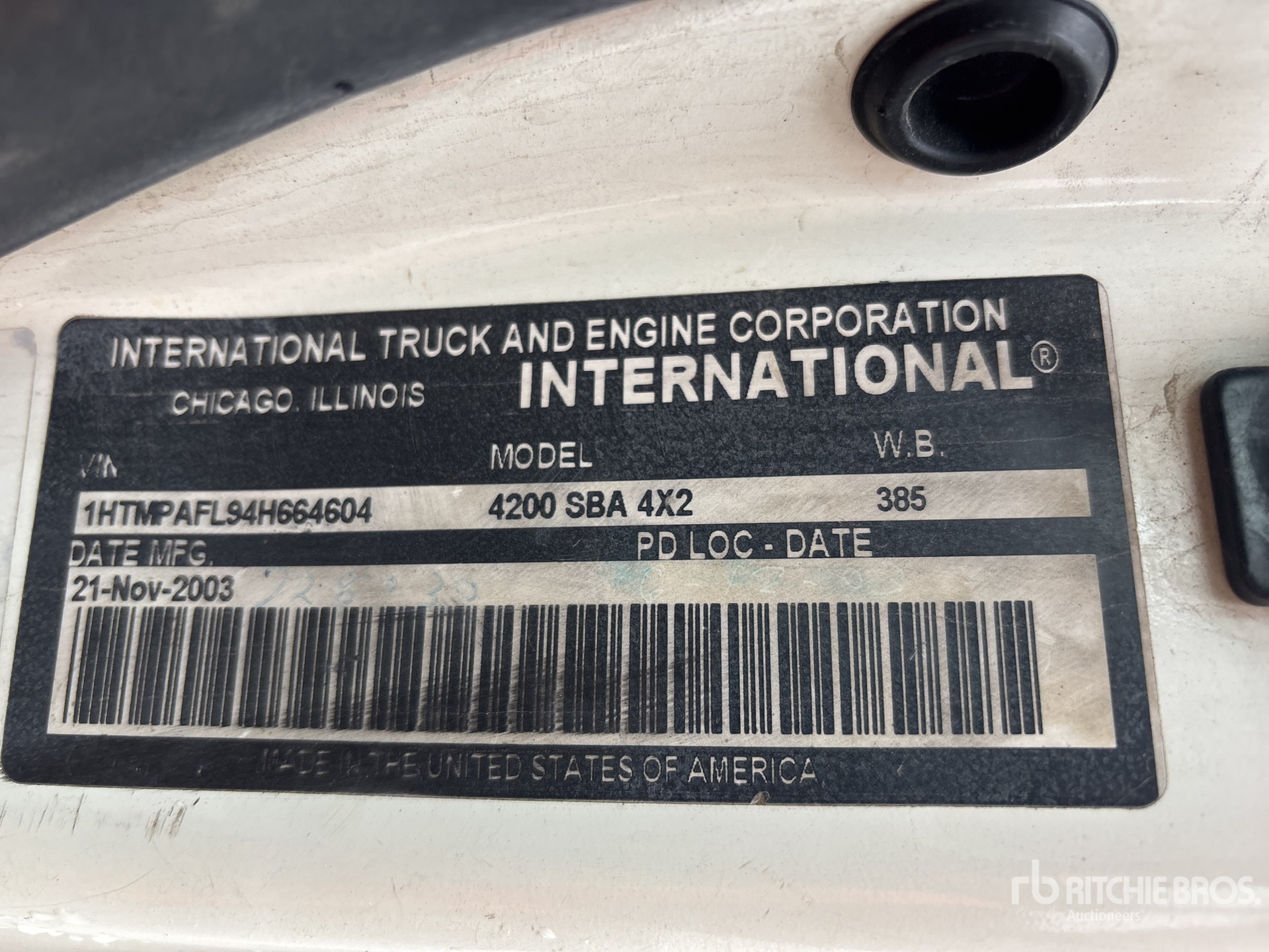 2004 International 4200