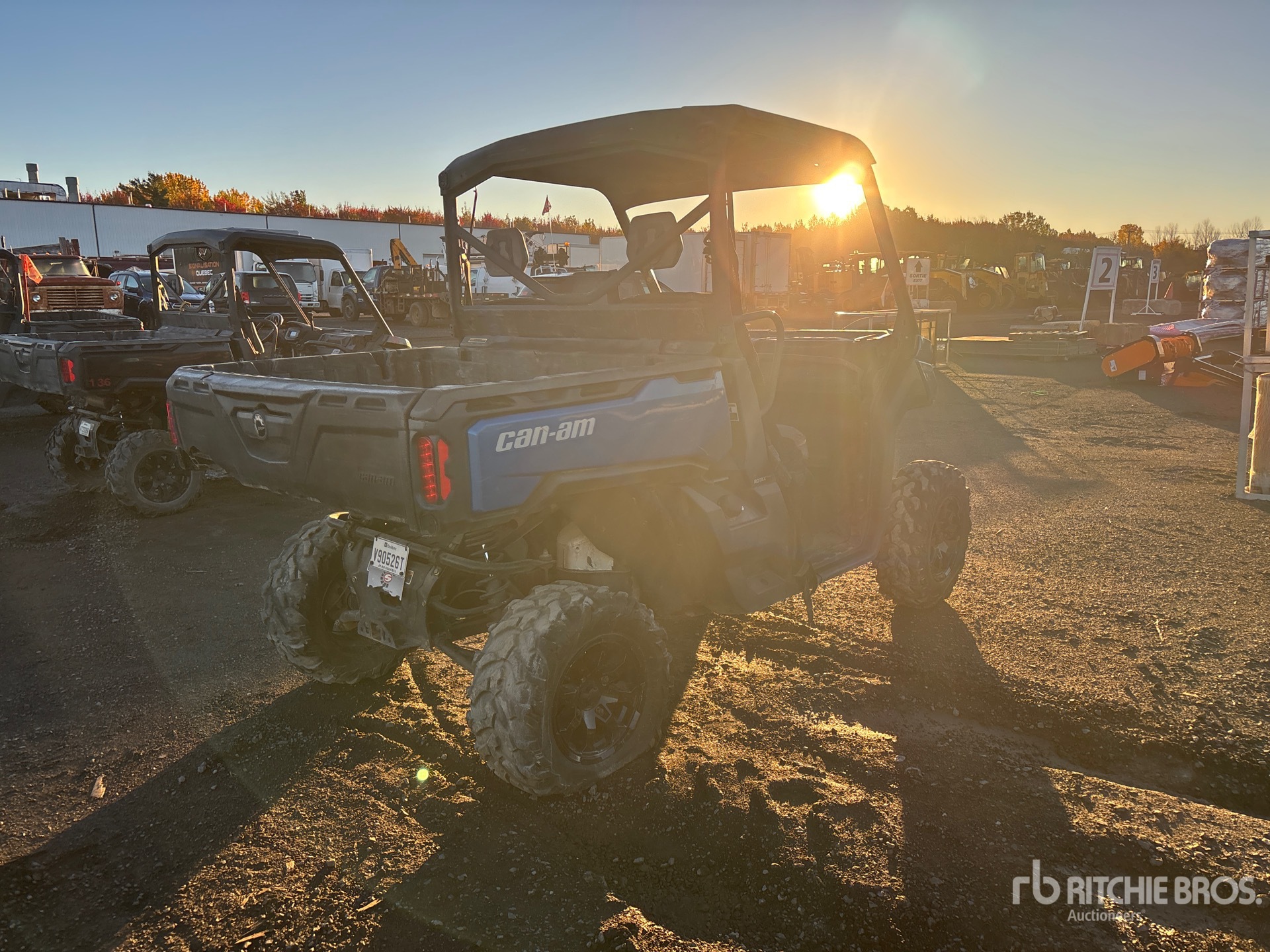 2023 Can Am DEFENDER XT