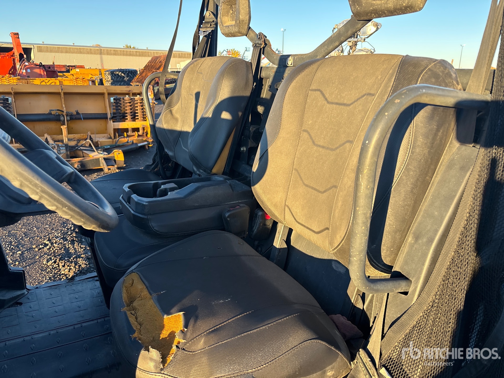 2023 Can Am DEFENDER XT