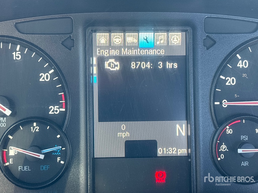 Cab with Engine Hours